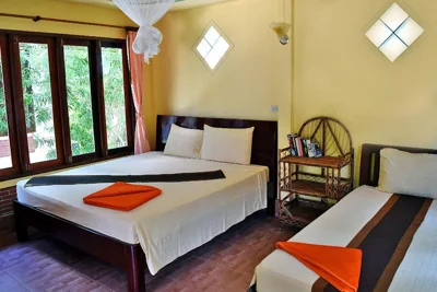 Habitación doble Deluxe con vistas al jardín — Seaboard Bungalow